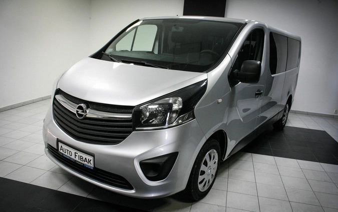 Opel Vivaro cena 75900 przebieg: 198000, rok produkcji 2017 z Ziębice małe 67